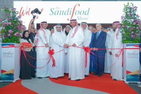 Exhibitors from 100 countries participating.
